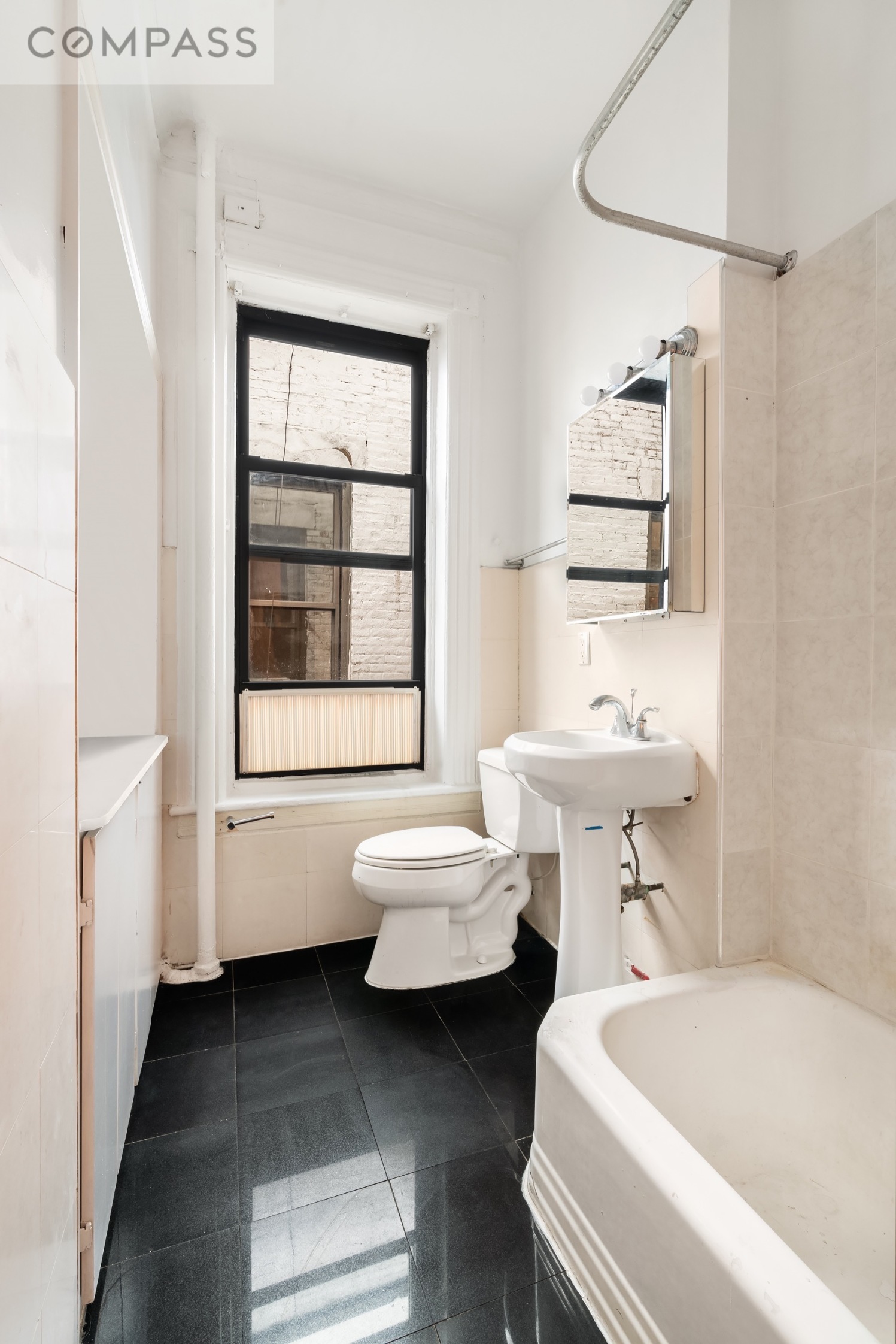 239 West 105th Street, Unit 7 Manhattan, NY 10025 - Photo 8 of 9