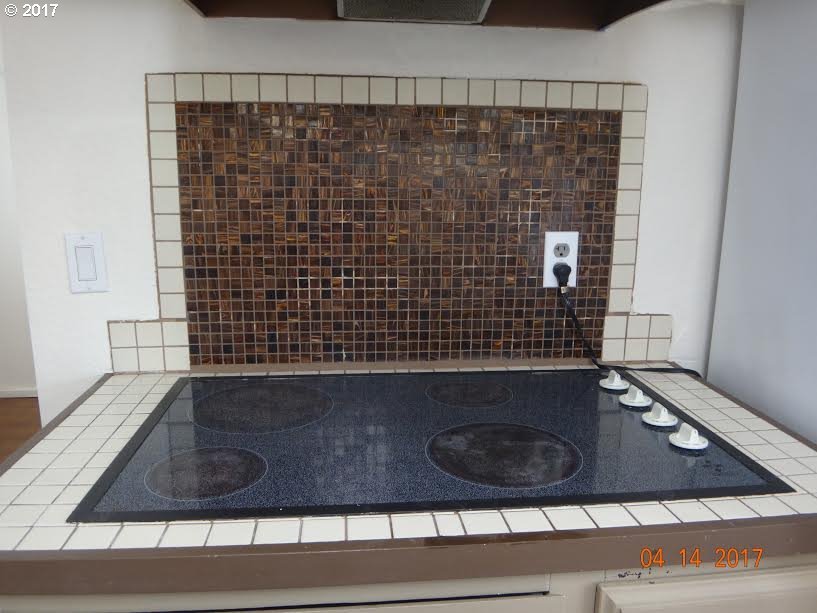 1701 Cherry Heights Road The Dalles, OR 97058 - Photo 24 of 29 Gallery Image 24