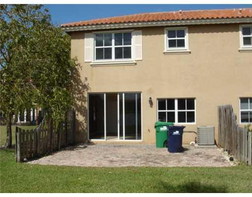 3047 Southwest 153rd Path, Unit 3047 Miami, FL 33185 - Photo 6 of 12 Gallery Image 6