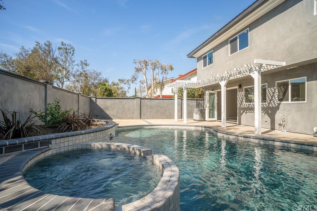 13516 Darvalle Street Cerritos, CA 90703 - Photo 57 of 75