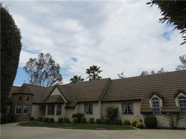 2848 Los Alisos Drive Fallbrook, CA 92028 - Photo 2 of 23