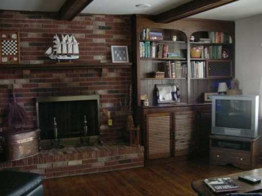 103 Valley Road Jeannette, PA 15644 - Photo 5 of 6 Gallery Image 5