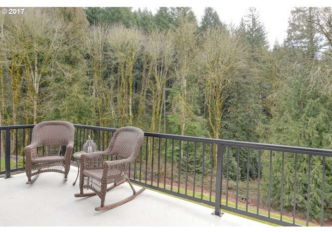 278 Southeast Gabbert Road Gresham, OR 97080 - Photo 27 of 30 Gallery Image 27