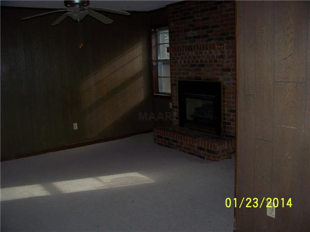 1492 Monasco Road Millington, TN 38053 - Photo 4 of 7 Gallery Image 4