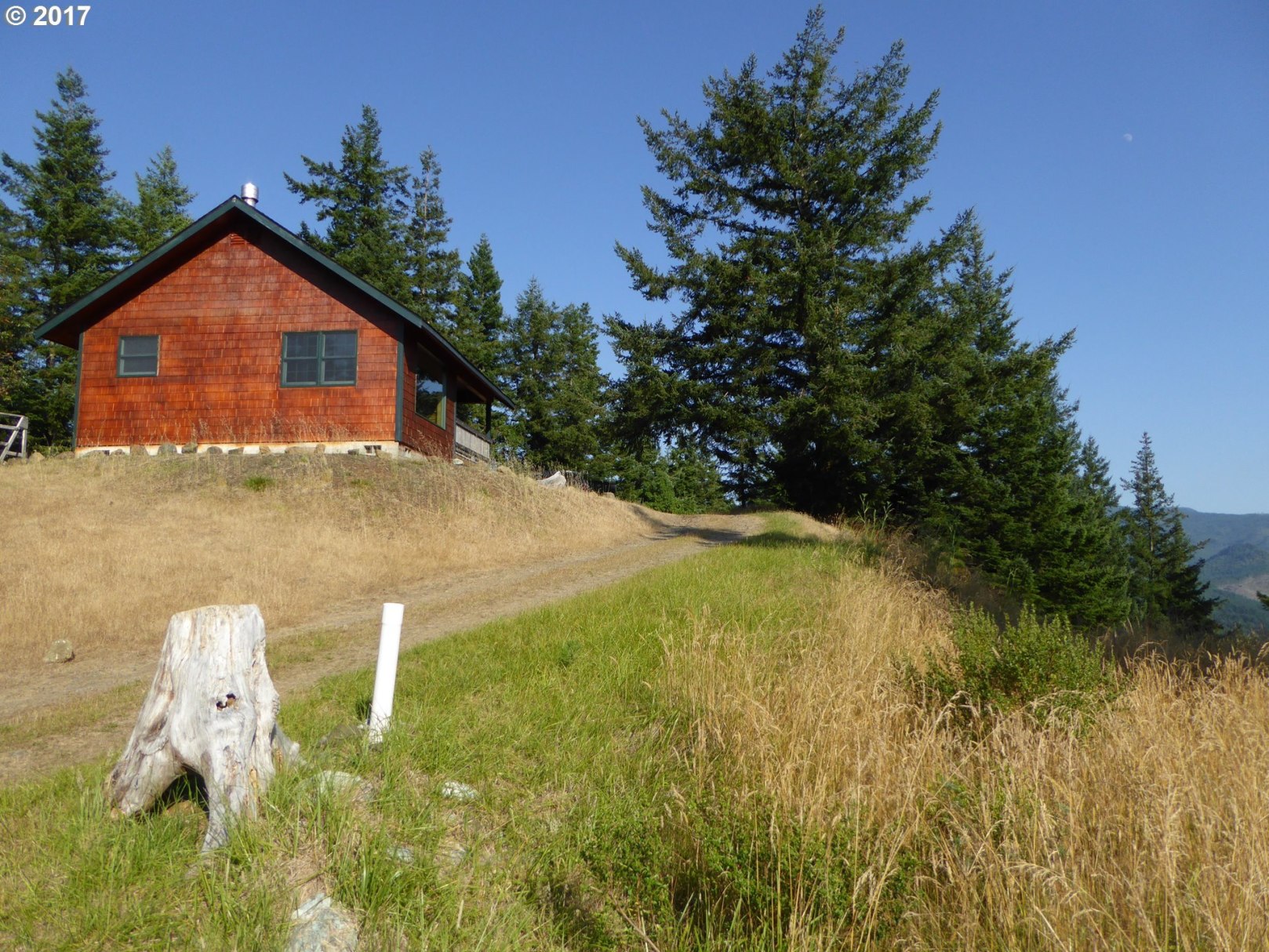 31935 Spirit Ring Road Gold Beach, OR 97444 - Photo 29 of 32
