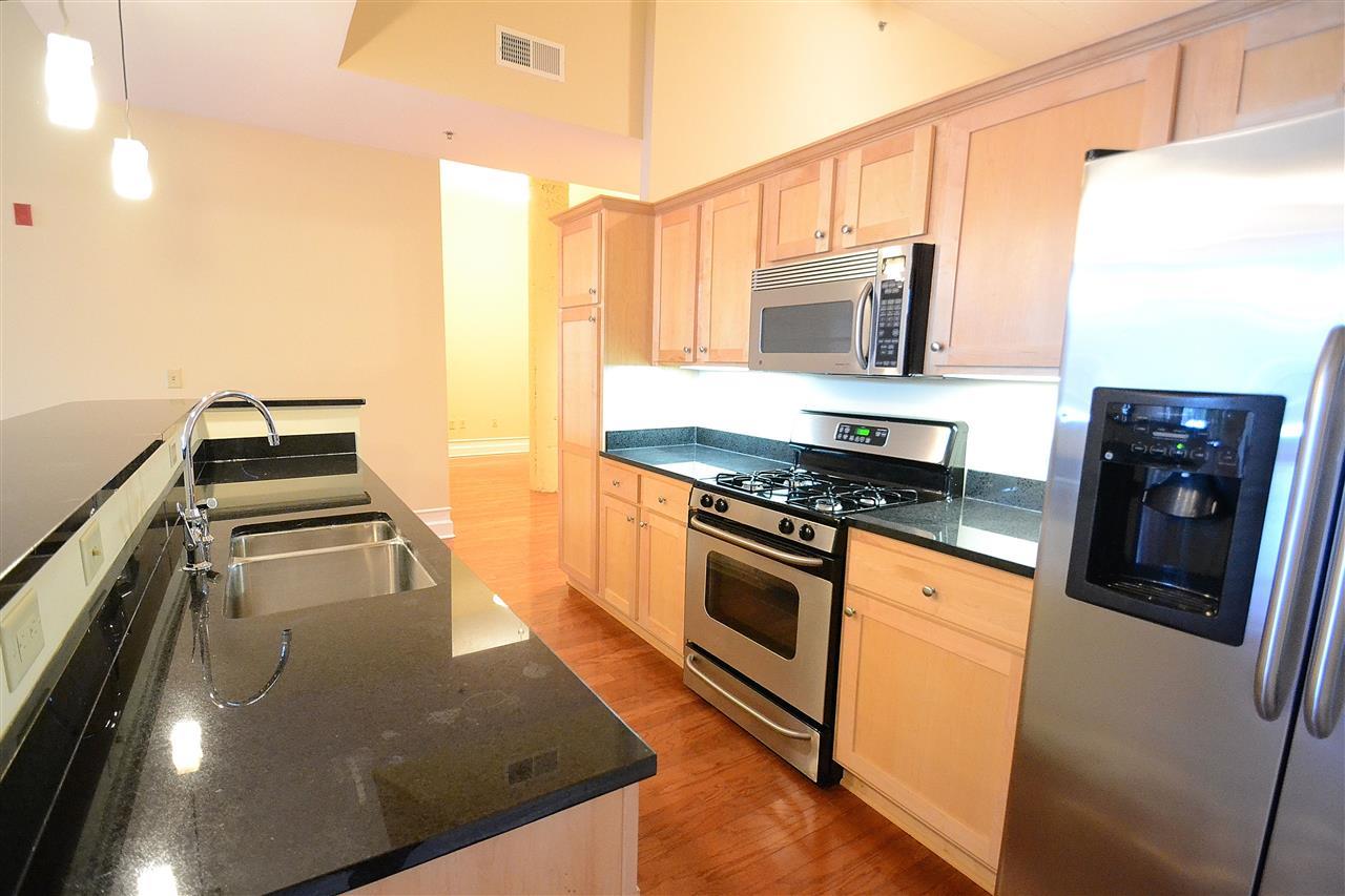 648 Riverside Drive, Unit 212 Memphis, TN 38103 - Photo 3 of 25