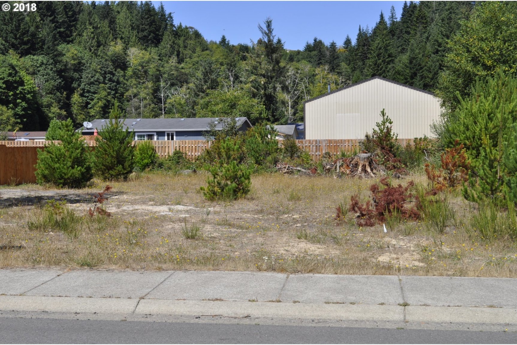 1040 Cedar Loop Lakeside, OR 97449 - Photo 2 of 5 Gallery Image 2