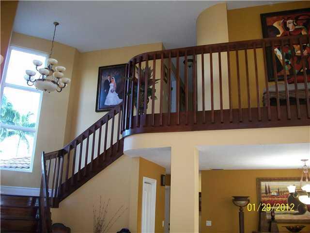 4620 Southwest 156th Place Miami, FL 33185 - Photo 2 of 25