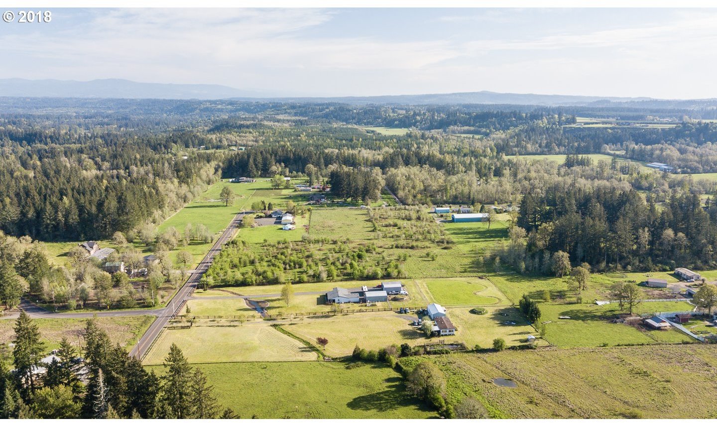17371 South Eaden Road Oregon City, OR 97045 - Photo 16 of 31 Gallery Image 16