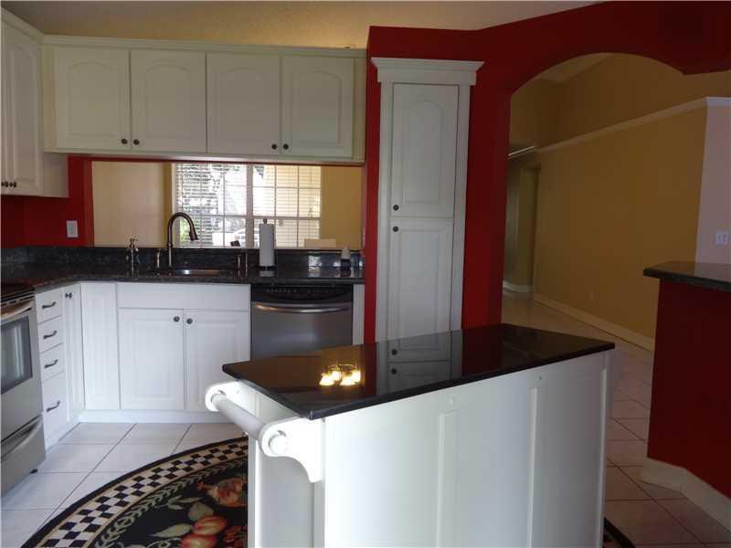855 Garnet Circle Weston, FL 33326 - Photo 5 of 23