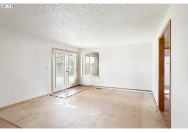 2950 Southeast Anderson Road Gresham, OR 97080 - Photo 3 of 16 Gallery Image 3