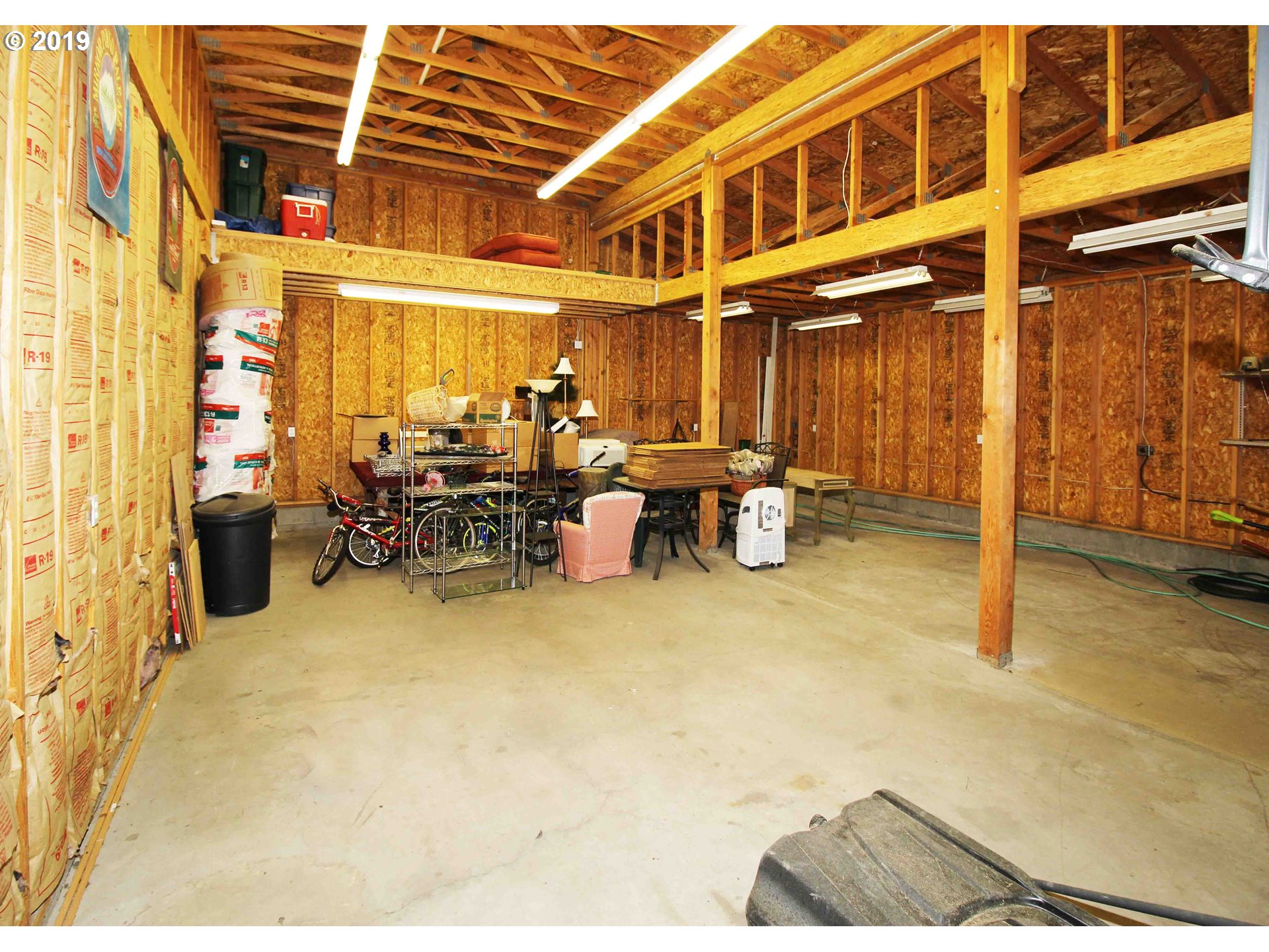 60164 Crater Road Bend, OR 97702 - Photo 4 of 22