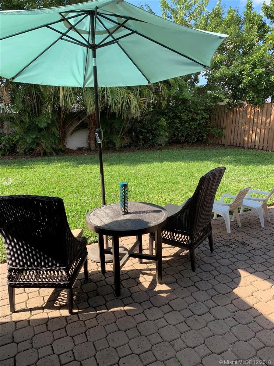 5931 Cornwall Lane Davie, FL 33331 - Photo 18 of 20