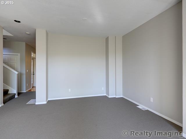 2389 Southwest Border Way Gresham, OR 97080 - Photo 4 of 15
