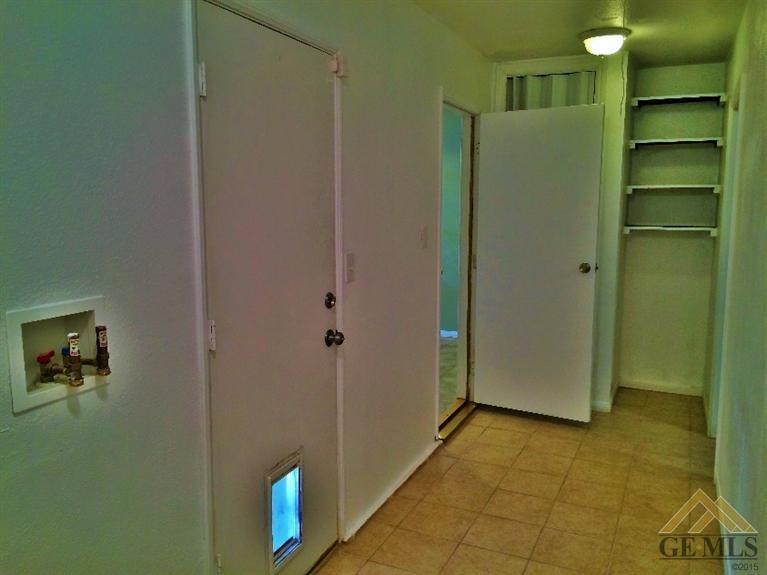 1321 Porter Street Ridgecrest, CA 93555 - Photo 11 of 20