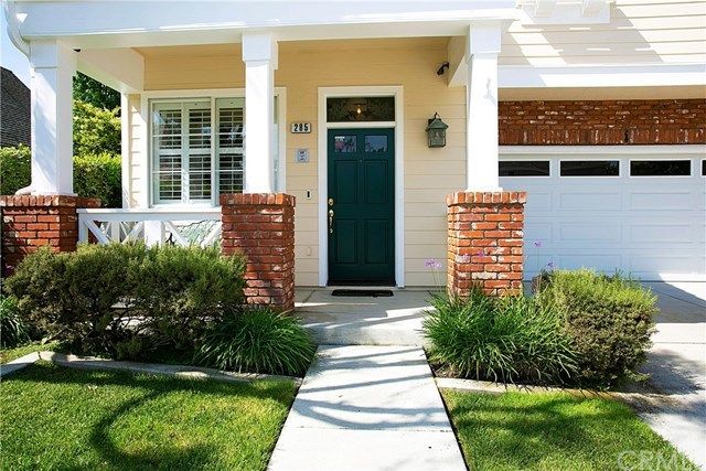 $990,000 | 285 Mesa Drive, Costa Mesa, CA 92627