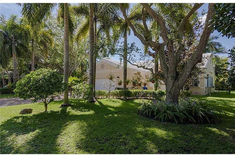 5774 Southwest 76th Terrace South Miami, FL 33143 - Photo 34 of 35