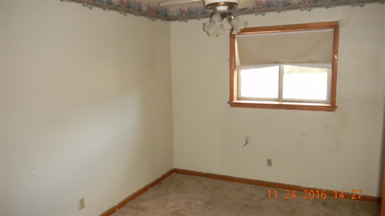 1692 Riverside Boulevard Memphis, TN 38109 - Photo 10 of 25 Gallery Image 10
