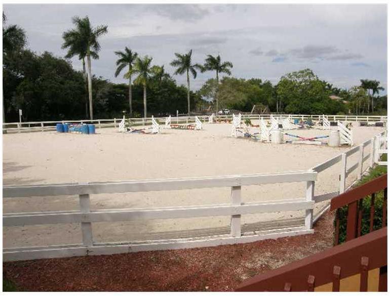 2745 Hackney Road Weston, FL 33331 - Photo 33 of 33