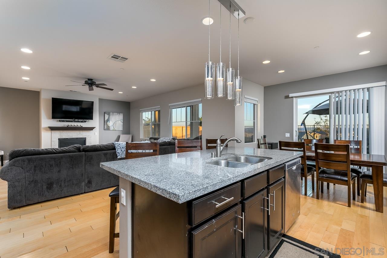 1014 Bellingham Drive Oceanside, CA 92057 - Photo 7 of 25