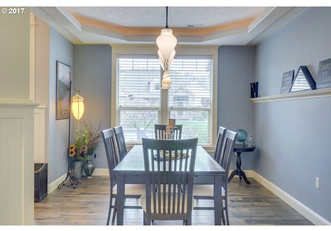 278 Southeast Gabbert Road Gresham, OR 97080 - Photo 3 of 30 Gallery Image 3