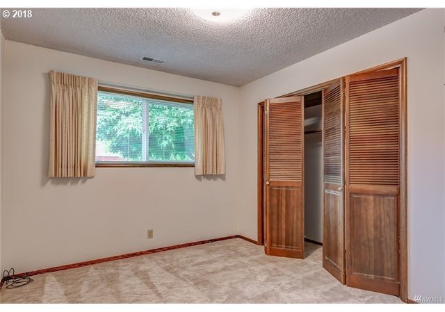 3265 Maple Street Longview, WA 98632 - Photo 12 of 19 Gallery Image 12