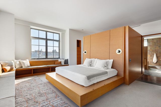 $6,300,000 | 132 Perry Street, Unit 9 | West Village