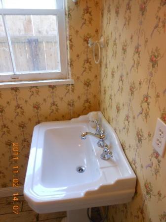 716 Holtby Road Bakersfield, CA 93304 - Photo 14 of 19 Gallery Image 14