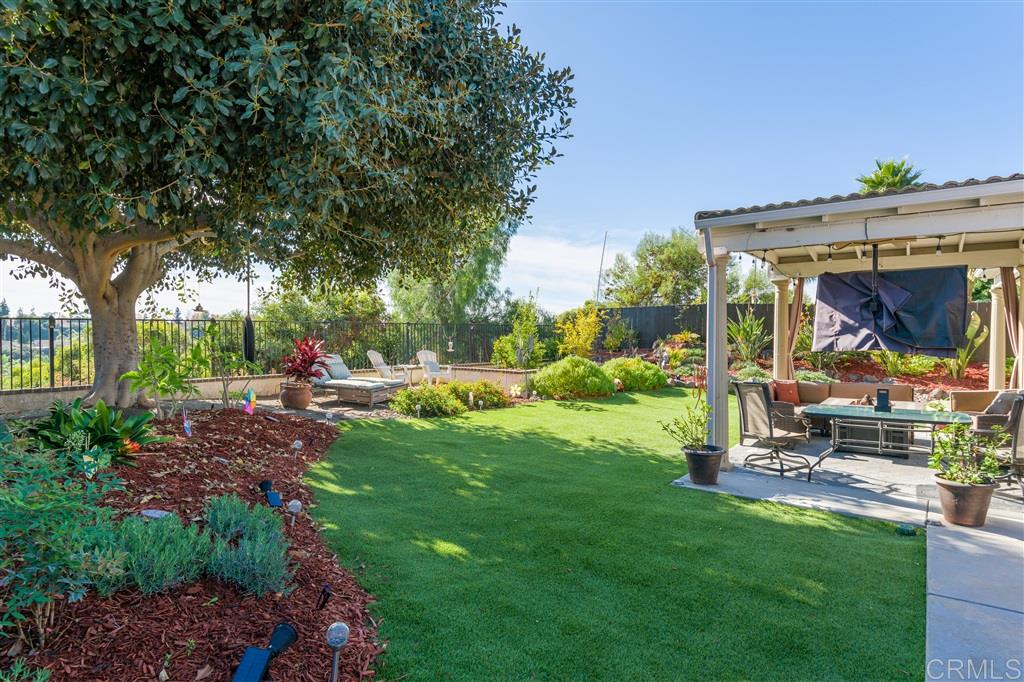 1324 Darwin Drive Oceanside, CA 92056 - Photo 14 of 25