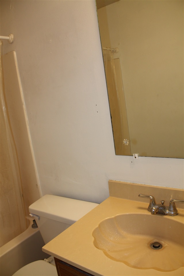 287 East Raines Road Memphis, TN 38109 - Photo 8 of 22 Gallery Image 8
