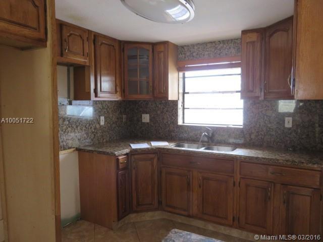 10803 Southwest 6th Street, Unit 14 Miami, FL 33174 - Photo 5 of 12
