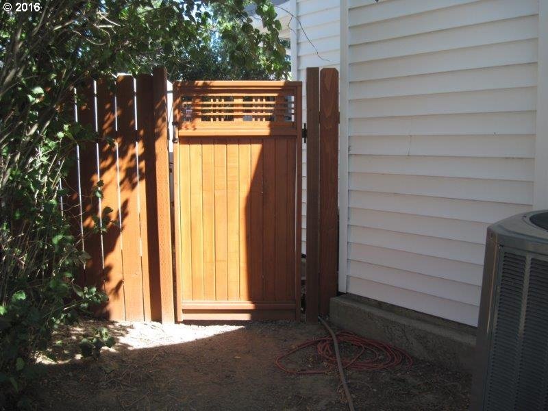 716 Southeast 6th Street Pendleton, OR 97801 - Photo 23 of 25 Gallery Image 23