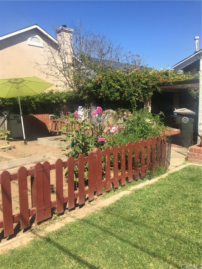 282 23rd Street Costa Mesa, CA 92627 - Photo 9 of 24