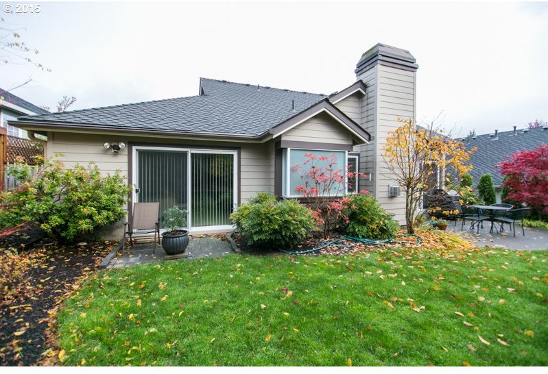 11120 Southwest Partridge Loop Beaverton, OR 97007 - Photo 10 of 11 Gallery Image 10