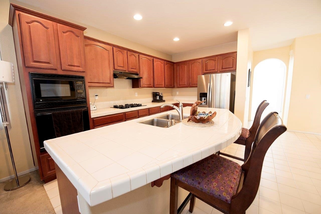 1765 Lone Tree Road Chula Vista, CA 91913 - Photo 6 of 25 Gallery Image 6