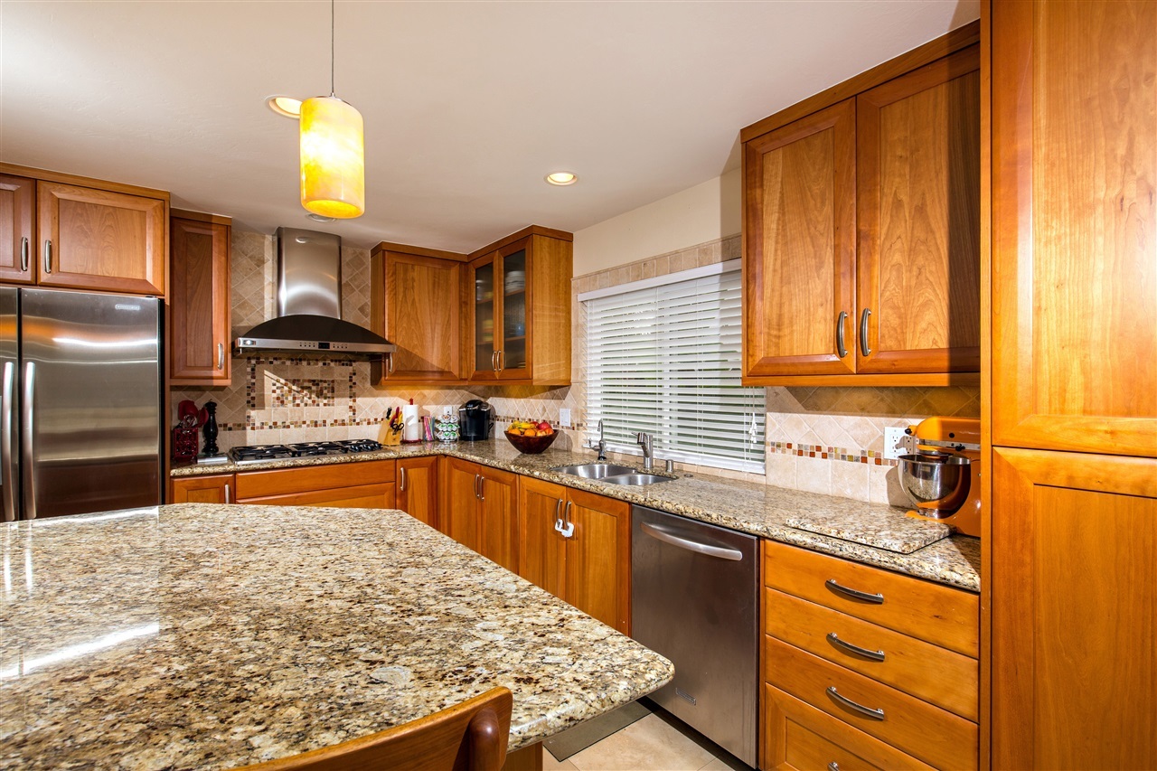 140 Smart Court Encinitas, CA 92024 - Photo 14 of 25 Gallery Image 14