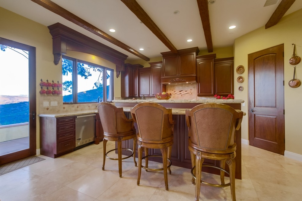1218 Via Privada Escondido, CA 92029 - Photo 10 of 25