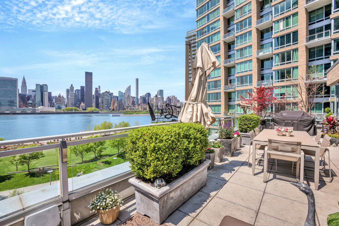 46-30 Center Boulevard, Unit 512 Queens, NY 11109 - Photo 5 of 35