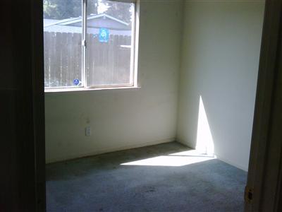 945 East Carob Avenue Reedley, CA 93654 - Photo 3 of 11 Gallery Image 3