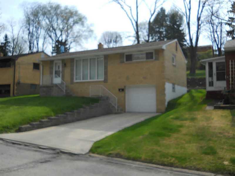 440 Spring Valley Road West Mifflin, PA 15122 - Photo 2 of 22 Gallery Image 2