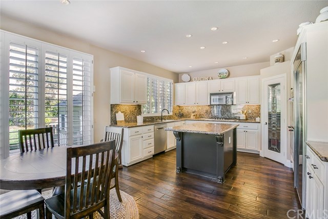 46 Rolling Ridge Rancho Santa Margarita, CA 92688 - Photo 4 of 26 The recently upgraded kitchen is a Chef's delight.