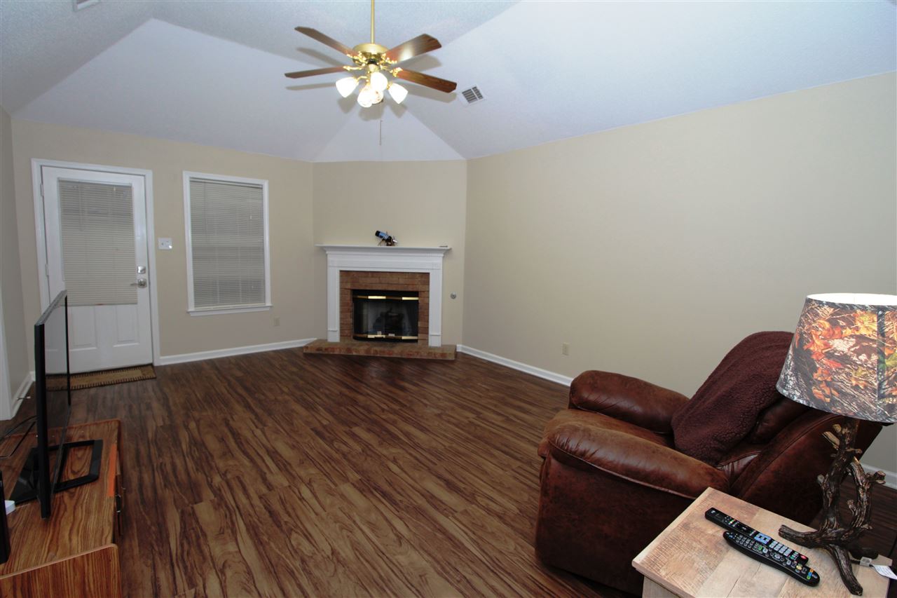 227 Wolf Ridge Cove Collierville, TN 38017 - Photo 8 of 18