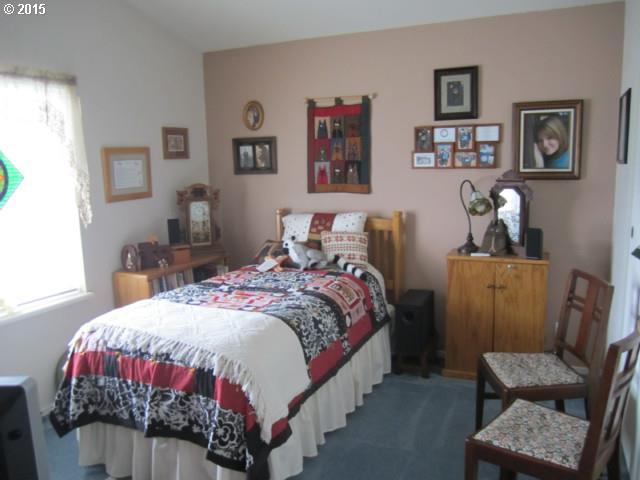 345 Jacobson Road Cathlamet, WA 98612 - Photo 9 of 14 Gallery Image 9