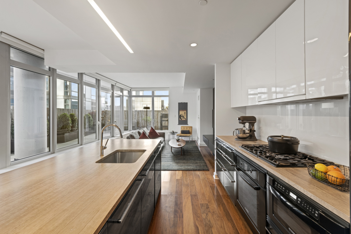 2 Northside Piers, Unit 3A Brooklyn, NY 11249 - Photo 11 of 22 Gallery Image 11