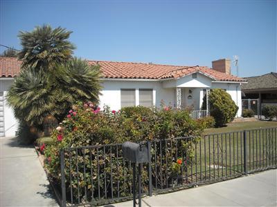 3708 Harris Road Bakersfield, CA 93313 - Photo 1 of 10 Gallery Image 1