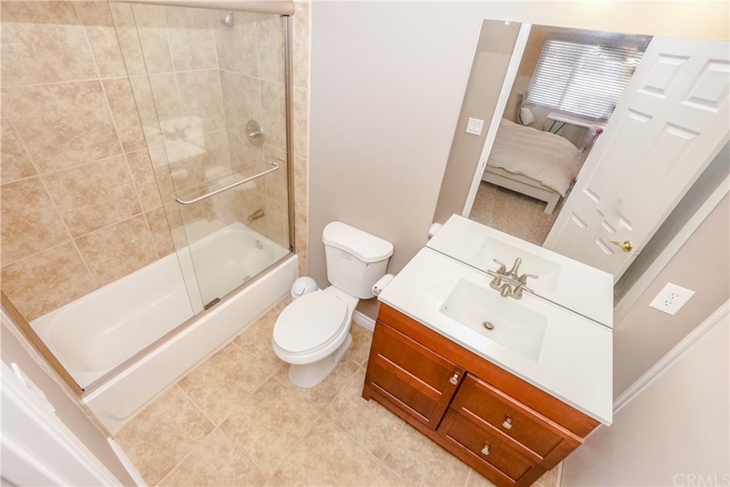 262 MacDonald Street Pasadena, CA 91103 - Photo 7 of 21