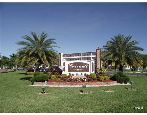 2085 Cornwall East, Unit 2085 Boca Raton, FL 33434 - Photo 3 of 11 Gallery Image 3