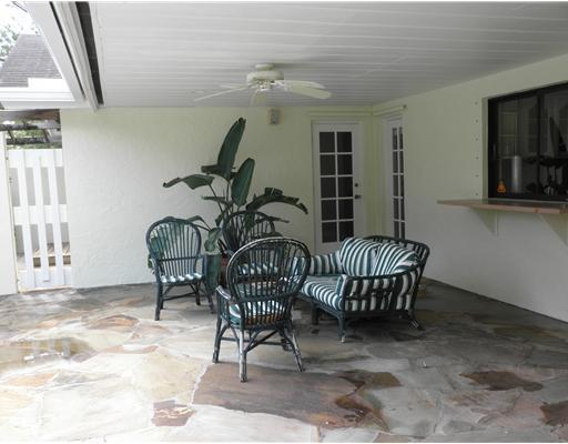 14135 Southwest 99th Court Miami, FL 33176 - Photo 8 of 9