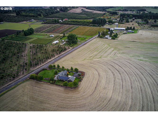 31177 Southwest Simpson Road Cornelius, OR 97113 - Photo 17 of 32