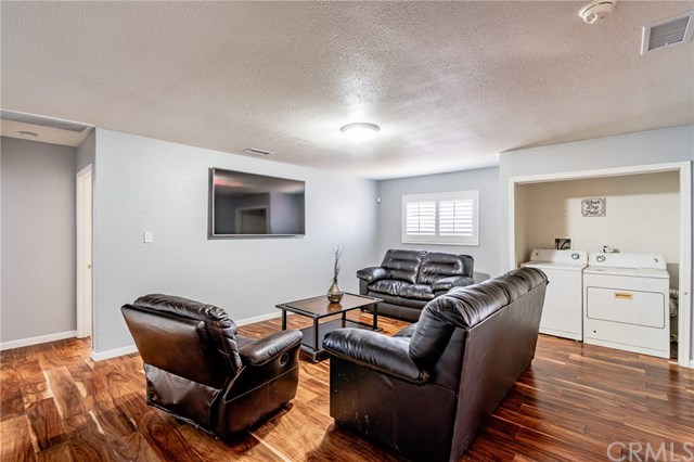 1310 West Palmer Street Compton, CA 90220 - Photo 17 of 29